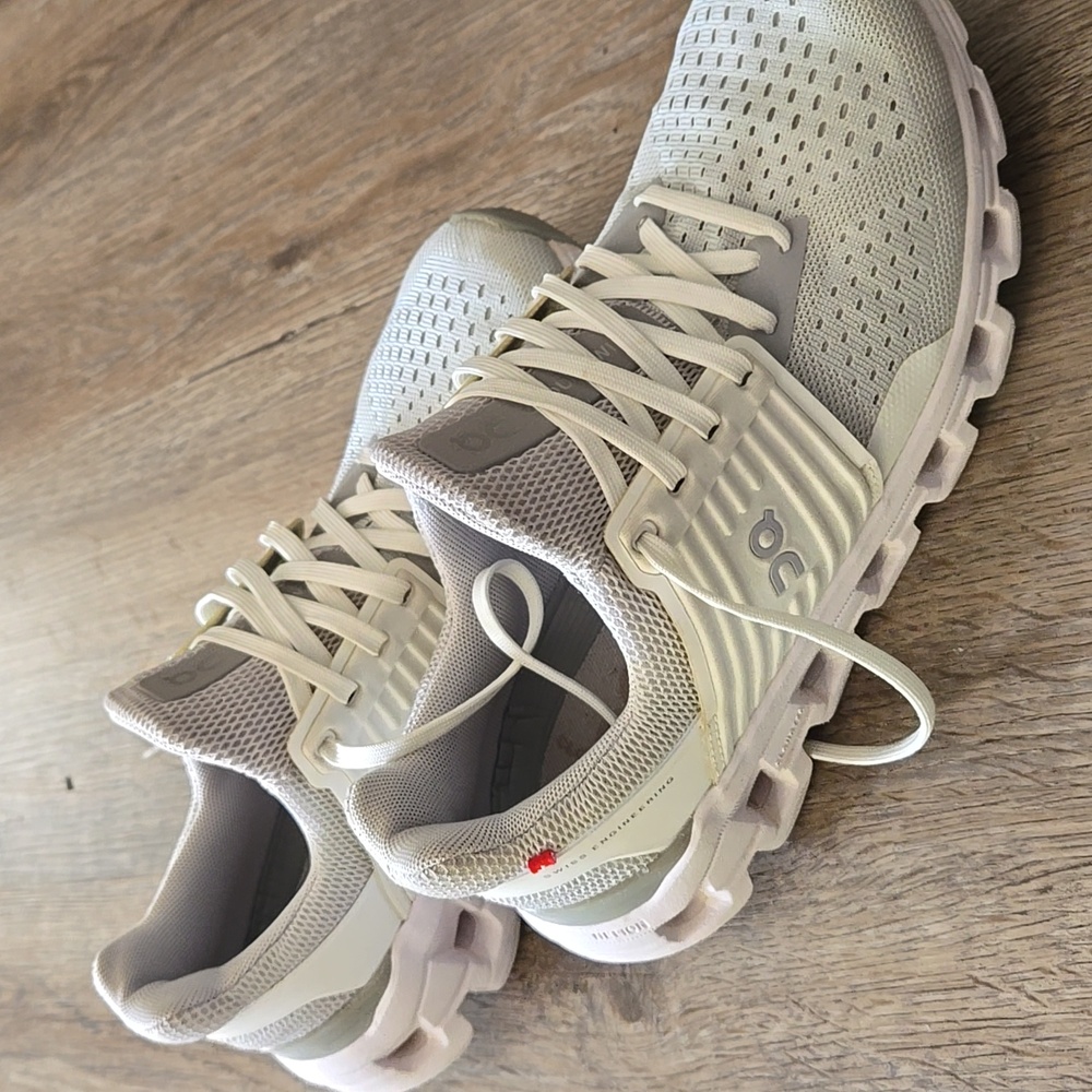 Women's On Cloud Shoes